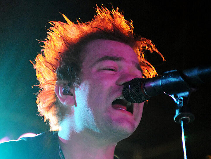 Punkrocker Deryck Whibley bei einem "Sum 41"-Auftritt in Atlanta