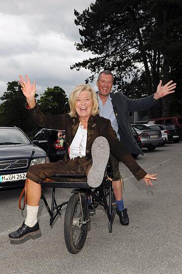 ...Hansi Kraus und Jutta Speidel...