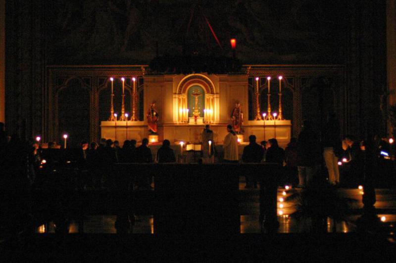 Hier soll die störende Kuss-Aktion passiert sein: die Ludwigskirche in der Maxvorstadt von innen.