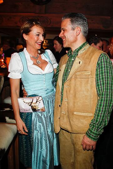 Caroline Beil und Karsten Speck beim Tiroler Abend im Dorfstadl in Kühtai.