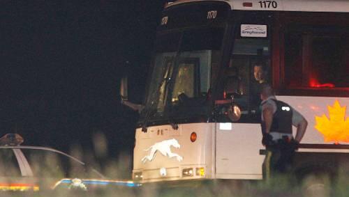 Spurensicherung am Greyhound-Bus Spurensicherung am Greyhound-Bus