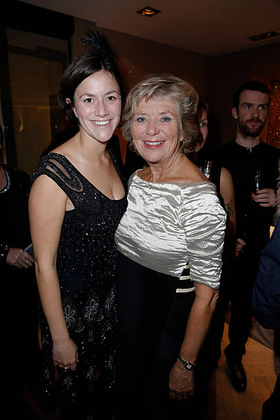 Jutta Speidel (re.) mit ihrer Tochter Antonia Feuerstein bei einer Premiere im Berliner Friedrichstadt-Palast. Jutta Speidel (re.) mit ihrer Tochter Antonia Feuerstein bei einer Premiere im Berliner Friedrichstadt-Palast.