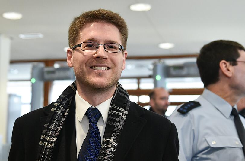 NPD-Anwalt Peter Richter will erzwingen, dass erneut über seine Bewerbung für ein Stipendium entschieden werden muss. Foto: Uwe Anspach/Archiv