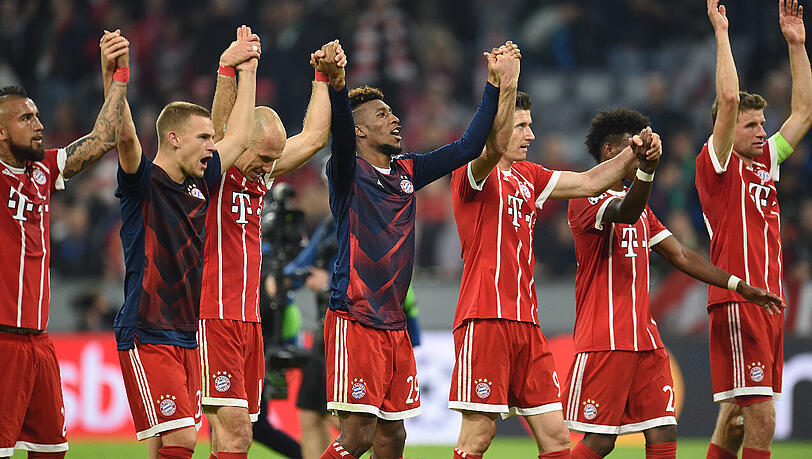 Wieder in der Spur: die Bayern feiern den Sieg gegen Celtic.