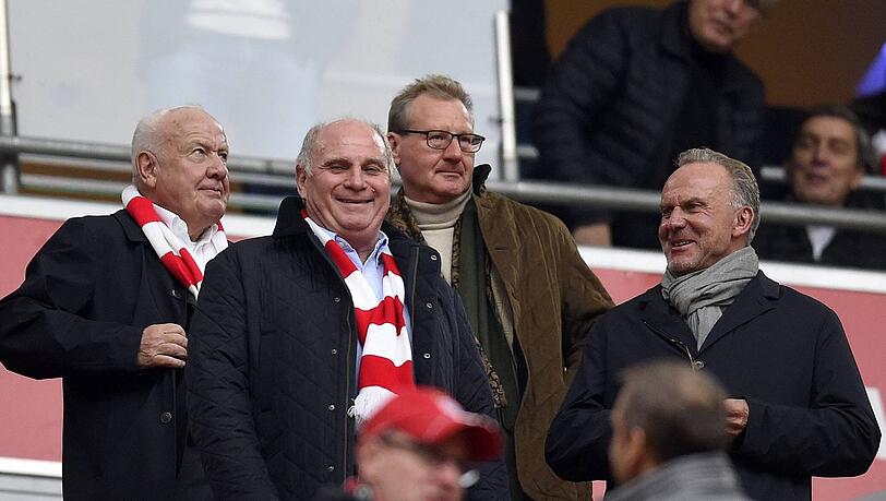 Dürfen sich über Einnahmen in Millionenhöhe freuen: Die Bosse des FC Bayern Dürfen sich über Einnahmen in Millionenhöhe freuen: Die Bosse des FC Bayern