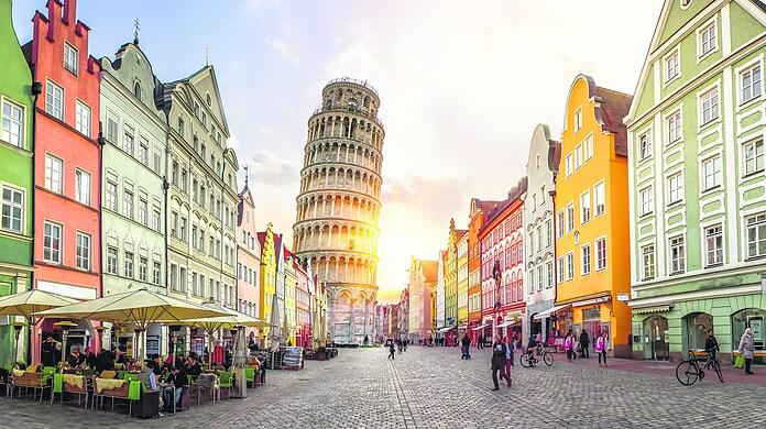 Schiefer Turm statt Backsteinkirche: In den kommenden Tagen soll die Altstadt italienisch geschmückt werden. So gut sich das italienische Wahrzeichen auch in der Altstadt macht, ganz so aufwendig wird die Dekoration wohl nicht ausfallen.