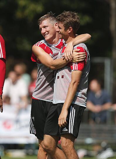 Die Bayern bereiten sich auf das Spiel gegen den 1. FC Nürnberg vor. Hier gibt's die Bilder vom Mittwochstraining.