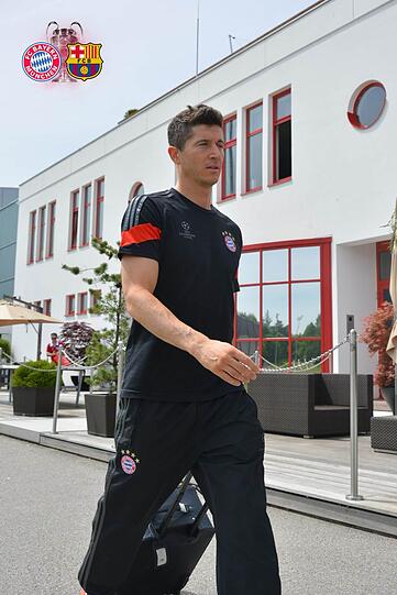 Erst schickte Pep Guardiola seine Spieler zum Anschwitzen auf den Trainingsplatz. Danach stand Mittagessen, Regeneration und Teambesprechung auf dem Programm.