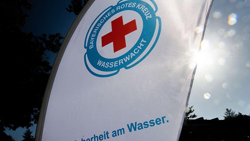 Die Wasserwacht hat in zwei Eins&auml;tzen drei Kinder einer Familie gerettet.