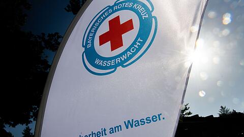 Die Wasserwacht hat in zwei Eins&auml;tzen drei Kinder einer Familie gerettet.