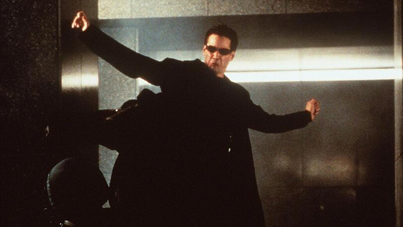 Keanu Reeves erlebte als Neo in der "Matrix" sein blaues Wunder.