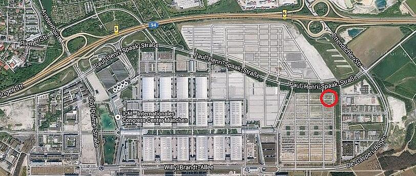 Hier liegt die neue Unterkunft am Messegelände.	Foto: Google Earth