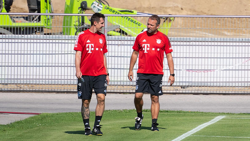 Neues Trainergespann beim FC Bayern: Miroslav Klose (l.) und Hansi Flick. Neues Trainergespann beim FC Bayern: Miroslav Klose (l.) und Hansi Flick.