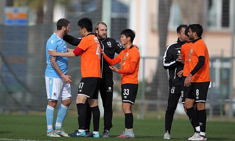 Die Bilder vom Testspiel der Löwen gegen Beijing Renhe