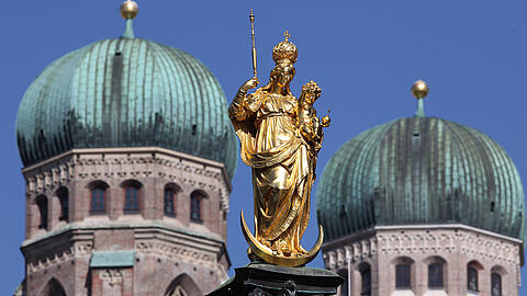 Ab 13. März wird die Mariensäule auf dem Münchner Marienplatz gereinigt.