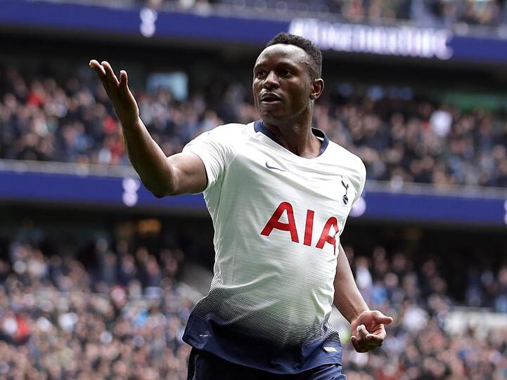 Tottenhams Victor Wanyama jubelt über sein Tor zum 1:0.