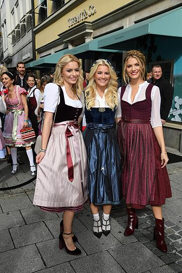 Delia Fischer, Jennifer Knaeble und Viviane Geppert bei "Breakfast at Tiffany"