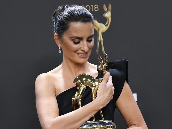 Penélope Cruz hat auch das Bambi lieb.
