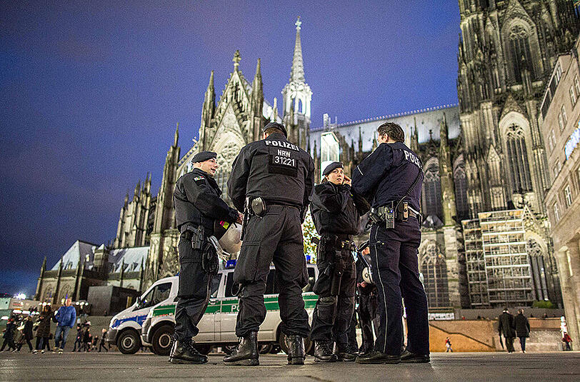 Beide Taten fanden rund um den Kölner Dom statt.