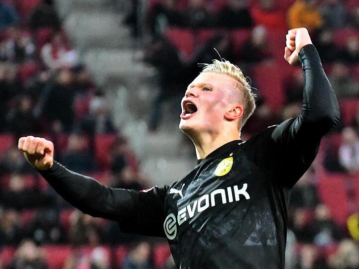 Dortmunds Erling Haaland jubelt. Foto: Stefan Puchner/dpa