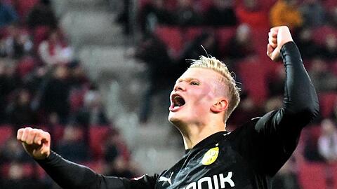 Dortmunds Erling Haaland jubelt. Foto: Stefan Puchner/dpa