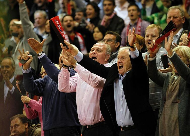 Hammerspiel der FC Bayern Basketballer: Das Team von Trainer Dirk Bauermann gewann am Samstagabend gegen Phoenix Hagen mit 100:81 und feierte damit den vierten Sieg in Serie. Die besten Bilder.