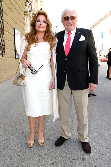 Ulrike Huebner und Dr. Erich Kaub.