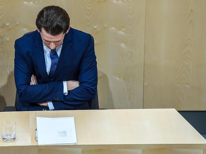 Für Sebastian Kurz ist die Abwahl als Bundeskanzler ein Dämpfer. Doch er schaut bereits auf die geplante Neuwahl.