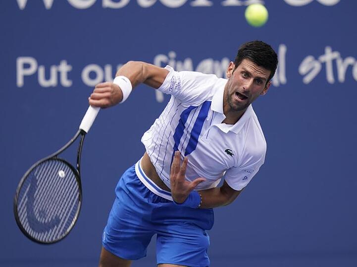 Wird seiner Favoritenrolle gerecht: Tennis-Star Novak Djokovic siegt gegen Bautista-Agut.
