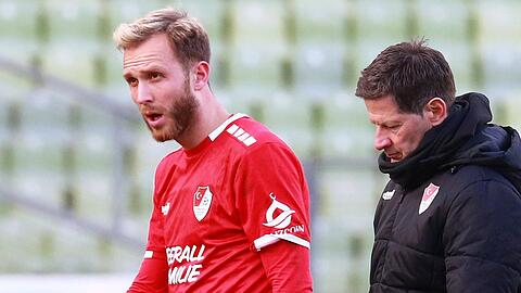 Auf Abwegen: Türkgücüs Tim Rieder und Trainer Andreas Heraf.