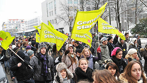 Protest auf dem Orleansplatz: Die Münchner Schüler gehen auf die Straße Protest auf dem Orleansplatz: Die Münchner Schüler gehen auf die Straße