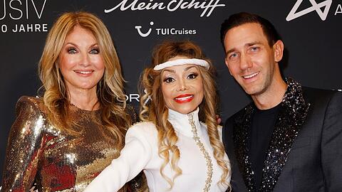 Frauke Ludowig (l.) ist das Gesicht von "RTL Exclusiv". Sie freute sich zum 30. Jubiläum über die zahlreichen Gäste wie La Toya Jackson und Marcel Remus.