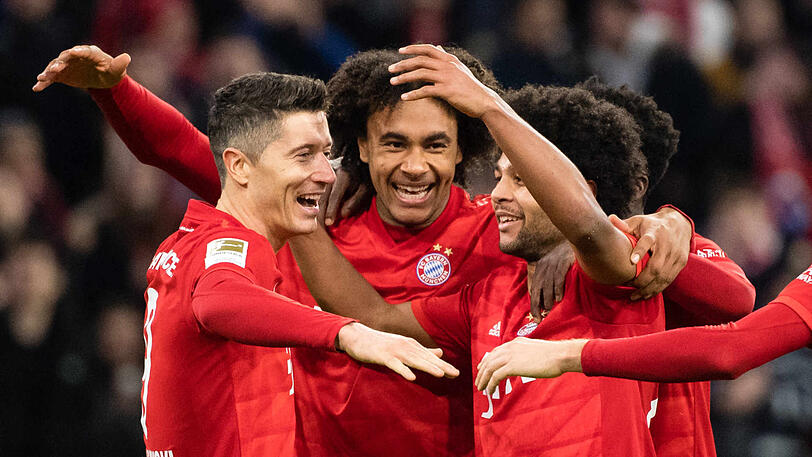 Erfahrung und jugendlicher Tatendrang: Lewandowski (l.) mit Youngster Joshua Zirkzee (m) und Serge Gnabry.