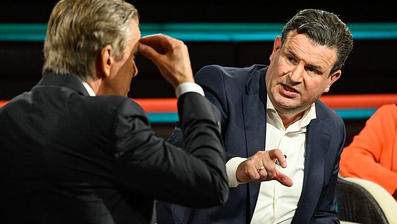 Bei "Markus Lanz" redete sich SPD-Politiker Hubertus Heil um Kopf und Kragen, als es um sein Interesse am SPD-Parteivorsitz ging. Bei "Markus Lanz" redete sich SPD-Politiker Hubertus Heil um Kopf und Kragen, als es um sein Interesse am SPD-Parteivorsitz ging.