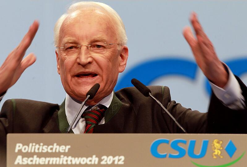 Ohne Worte: Stoiber und seine legendäre Gestik.