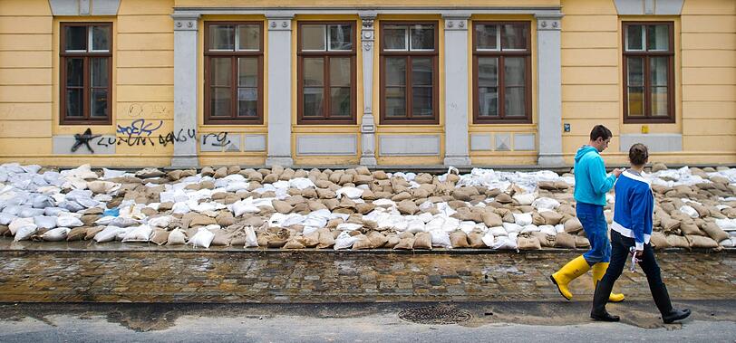 Halle, Bitterfeld: Hochwasser aktuell - Bilder aus den Katastrophengebieten in Sachsen und Sachsen-Anhalt