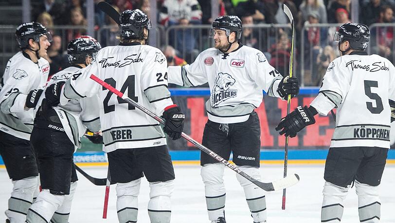 Die Nürnberg Ice Tigers stehen im Halbfinale. Die Nürnberg Ice Tigers stehen im Halbfinale.