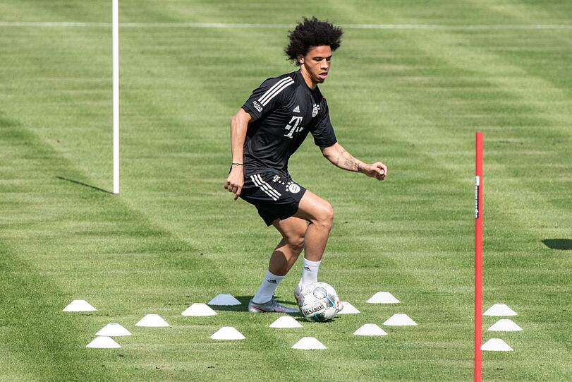 Neuzugang Leroy Sané ist bereits ins Training bei den Bayern eingestiegen. In der Champions League ist er allerdings nicht spielberechtigt.