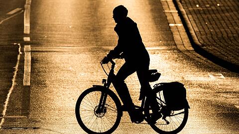 Auswertung der Allianz: "In der EU gibt es insgesamt 6000 getötete Zweiradfahrer, in Deutschland waren es im vergangenen Jahr fast tausend."