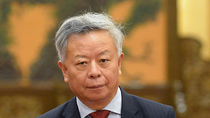 Jin Liqun, früher chinesischer Vizefinanzminister, soll aller Voraussicht nach Präsident der neuen Infrastrukturbank. Jin Liqun, früher chinesischer Vizefinanzminister, soll aller Voraussicht nach Präsident der neuen Infrastrukturbank.