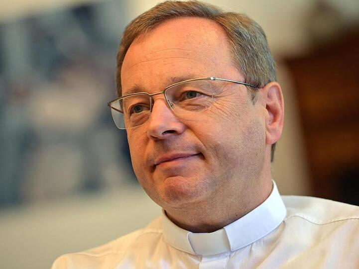 Der Bischof von Limburg, Georg Bätzing. Foto: Harald Tittel/dpa/Archivbild