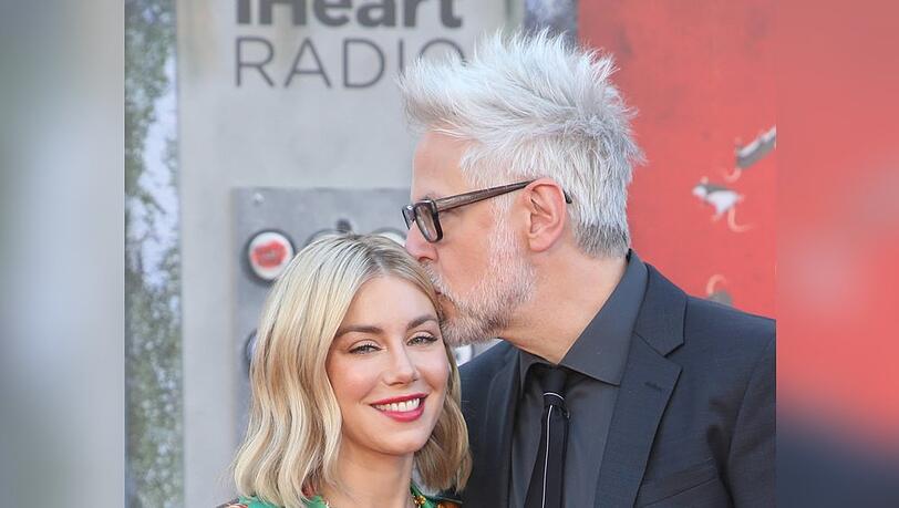 James Gunn und Jennifer Holland sind nun ein Ehepaar.