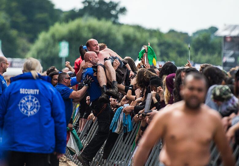 Die Metaler ziehen von dannen: Die Bilder vom Endspurt des "Wacken Open Air"-Festivals zum Durchklicken.