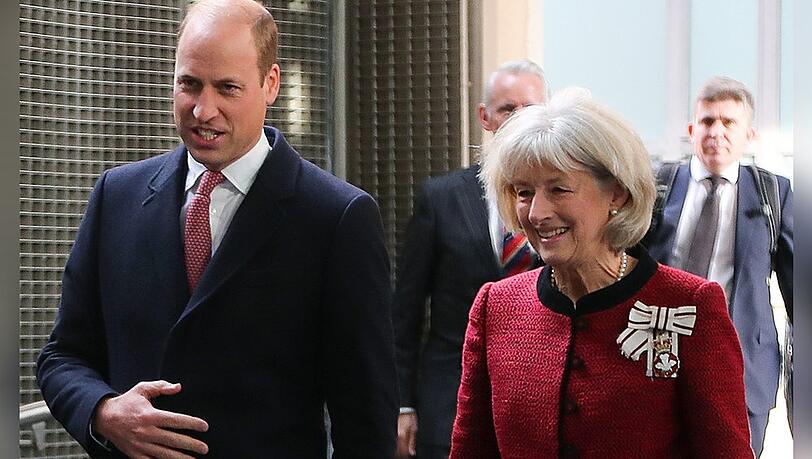 Prinz William hat Wales einen Kennenlern-Besuch ohne Ehefrau Kate abgestattet.