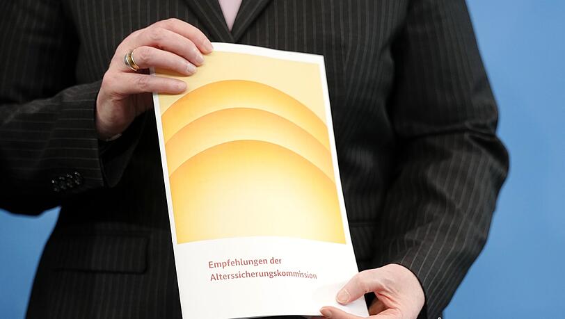 Die Rentenkommission empfiehlt die Abschaffung der "Rente mit 63". (Archivbild) Die Rentenkommission empfiehlt die Abschaffung der "Rente mit 63". (Archivbild)