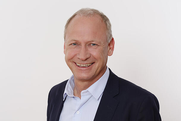 Prof. Dr. Dominik Irnich Prof. Dr. Dominik Irnich