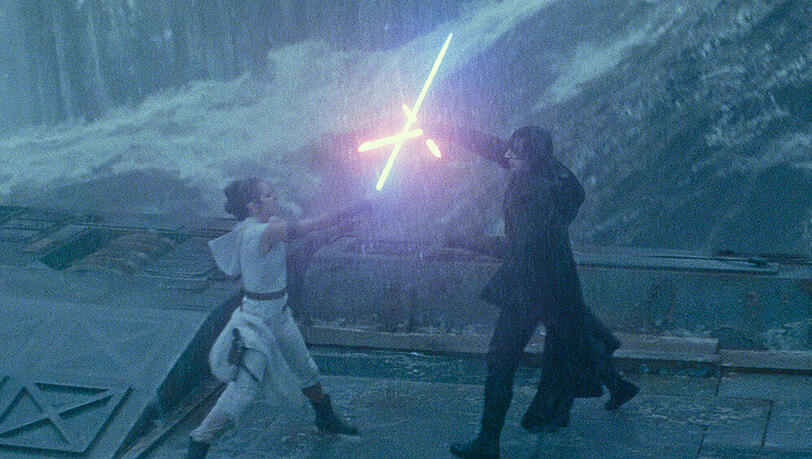 Daisy Ridley als Rey und Adam Driver als Kylo Ren in "Star Wars: Der Aufstieg Skywalkers" Daisy Ridley als Rey und Adam Driver als Kylo Ren in "Star Wars: Der Aufstieg Skywalkers"