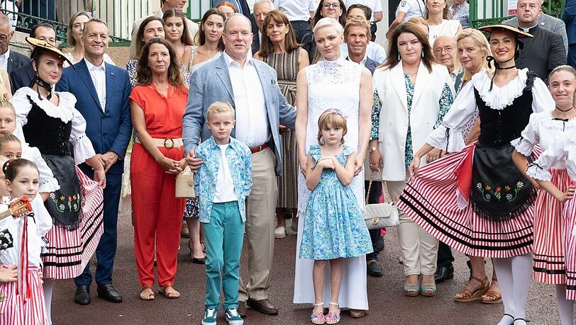 Fürst Albert und Charlène mit den Zwillingen beim traditionellen monegassischen Picknick "U Cavagnëtu".