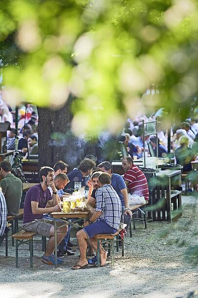Der Biergarten vom Augustinerkeller.