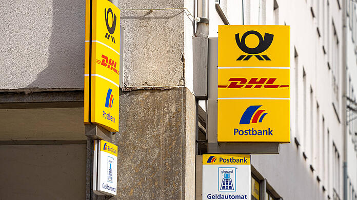 Die Polizei geht nach ersten Erkenntnissen von einer vorsätzlichen Brandlegung aus. (Symbolbild)